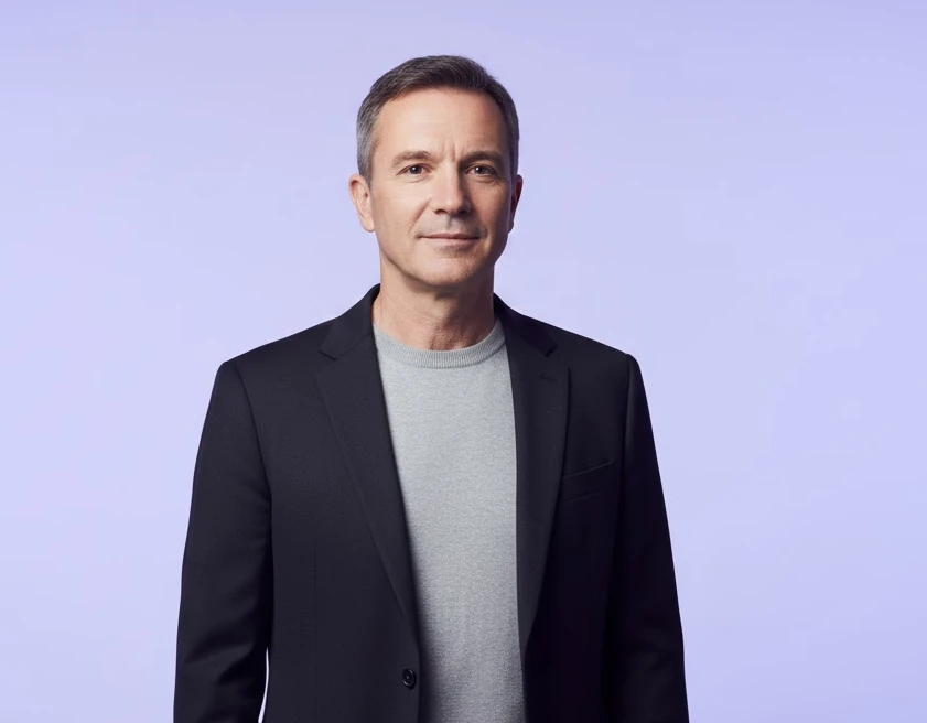 Une entrepreneuse qui a réussi et qui profite pleinement de la vie